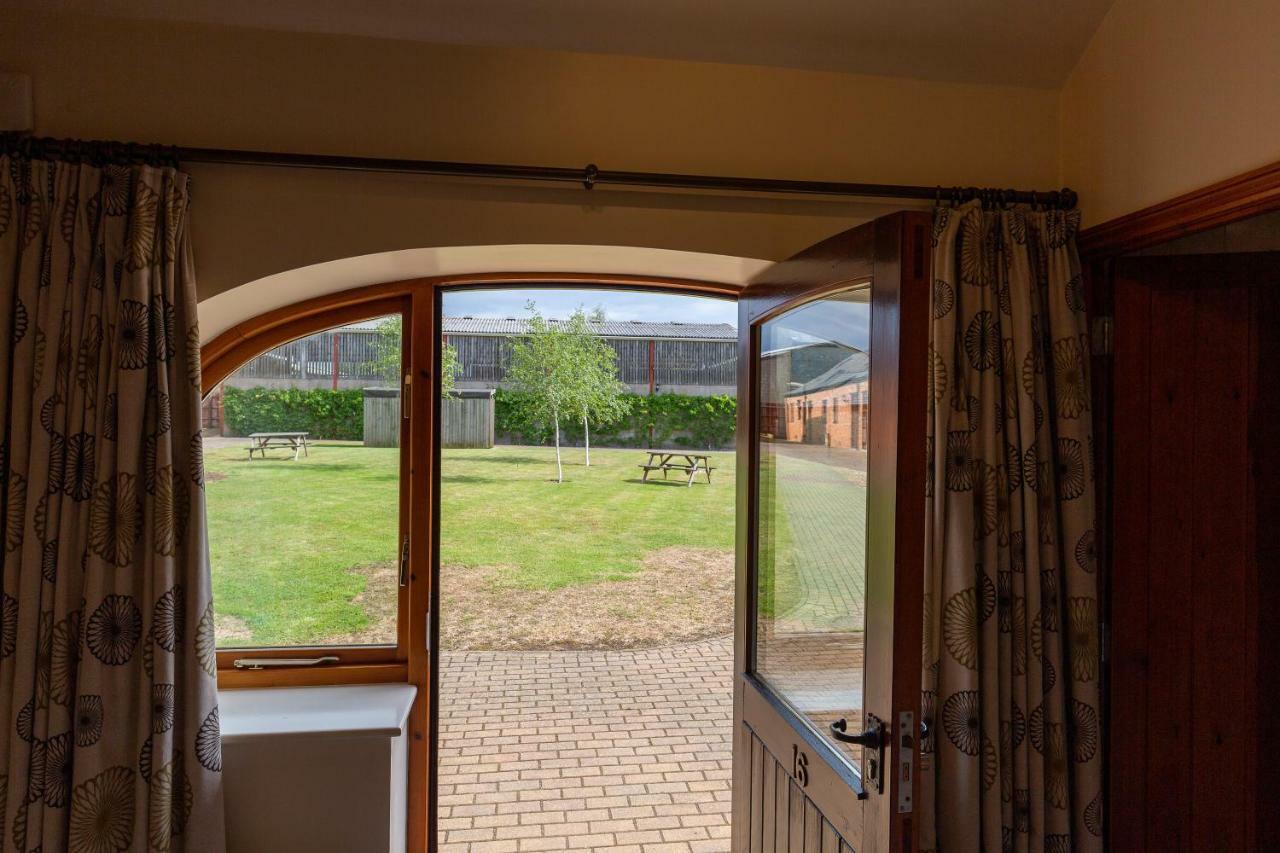 Church Farm Lodge Harrington Extérieur photo